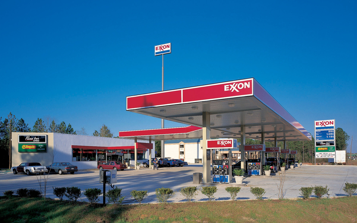 Exxon  Saraland